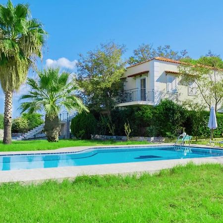 Villa Afroditi In Chania Near Airport With Private Pool, Free Wi-Fi, Souda Bay Views, Garden Oasis Kounoupidhiana Bagian luar foto