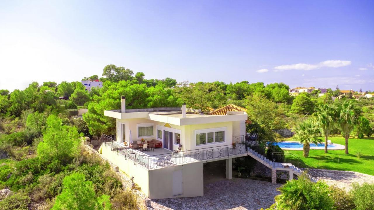 Villa Afroditi In Chania Near Airport With Private Pool, Free Wi-Fi, Souda Bay Views, Garden Oasis Kounoupidhiana Bagian luar foto