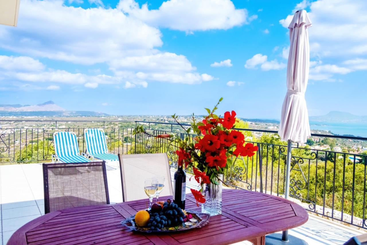 Villa Afroditi In Chania Near Airport With Private Pool, Free Wi-Fi, Souda Bay Views, Garden Oasis Kounoupidhiana Bagian luar foto