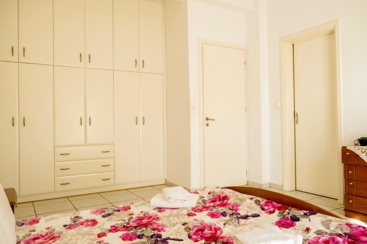 Villa Afroditi In Chania Near Airport With Private Pool, Free Wi-Fi, Souda Bay Views, Garden Oasis Kounoupidhiana Bagian luar foto